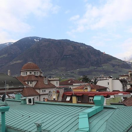 メラーノAusblick Kleinjuwel Mit Panoramablick + Garageアパートメント エクステリア 写真