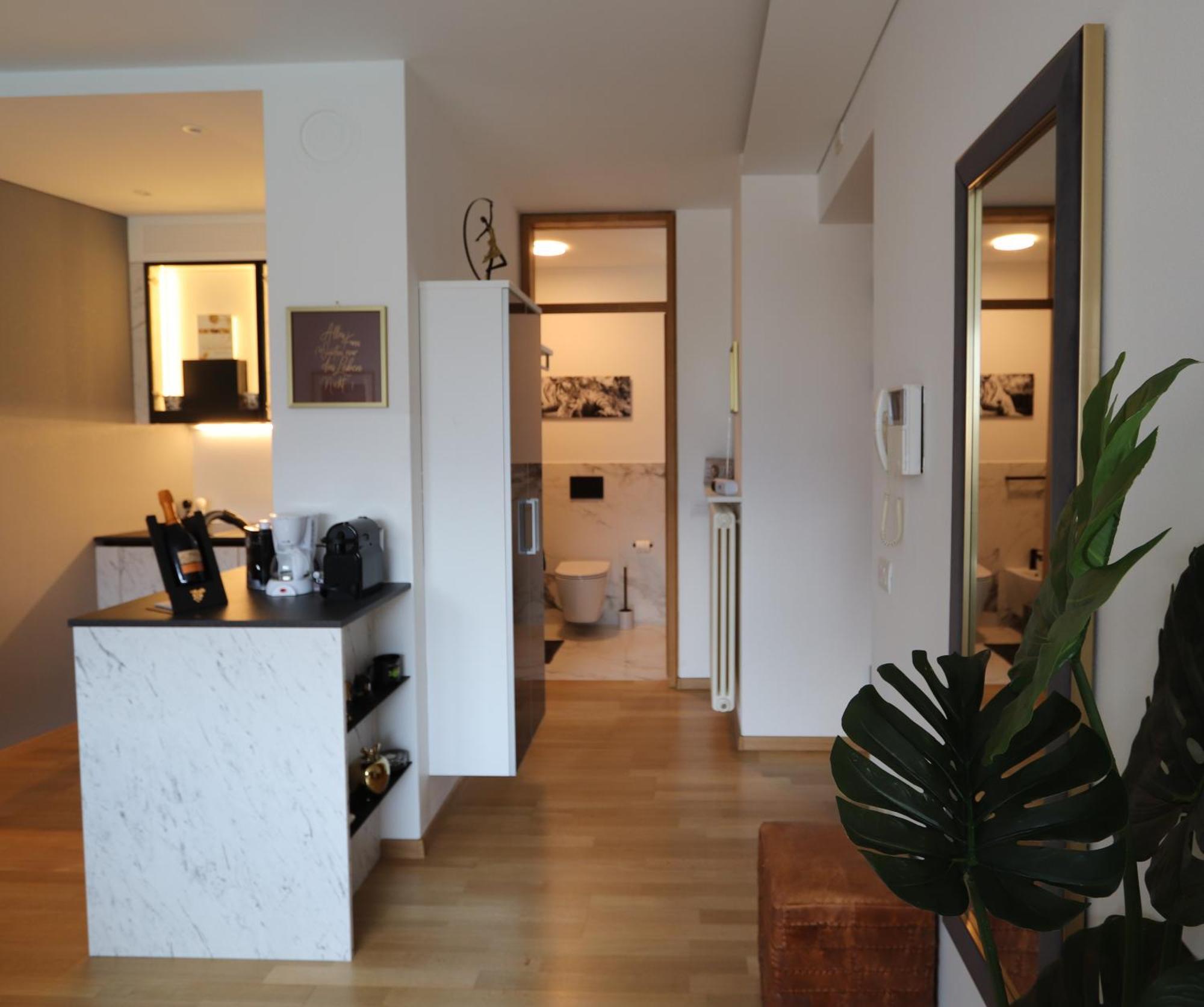 メラーノAusblick Kleinjuwel Mit Panoramablick + Garageアパートメント エクステリア 写真