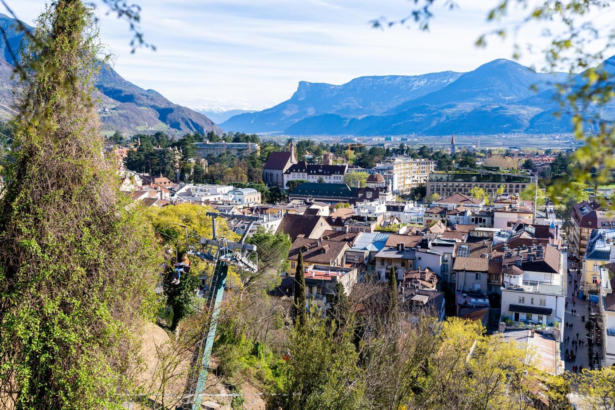 メラーノAusblick Kleinjuwel Mit Panoramablick + Garageアパートメント エクステリア 写真